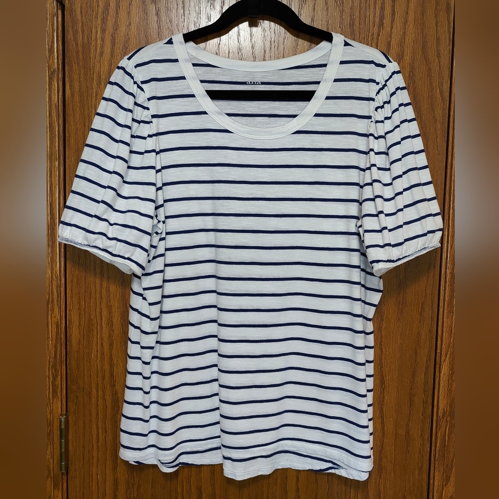Women's a.n.a Blue & White Tee Shirt Top, Size XL